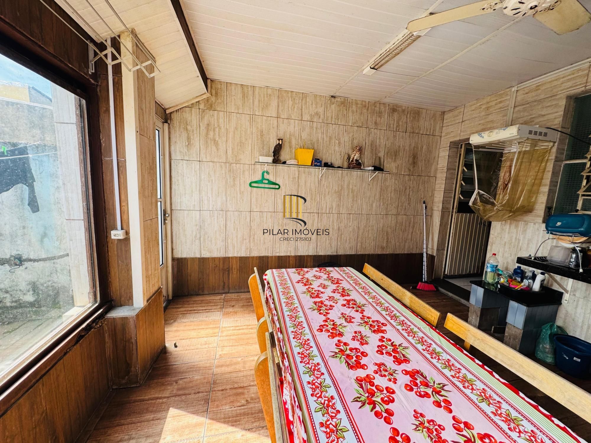 Sobrado 3 dormitórios no bairro Hípica