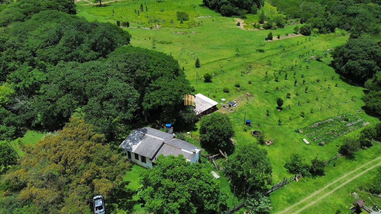 Sítio 3 dormitórios no bairro Branquinha