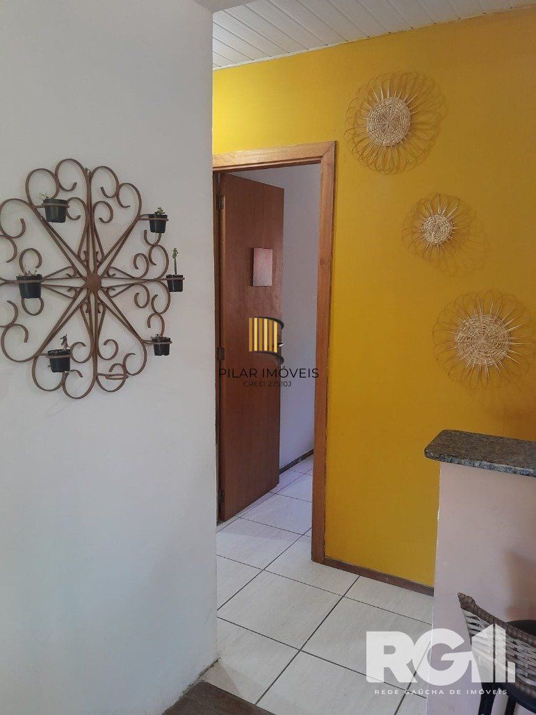 Casa 3 dormitórios no bairro Hípica