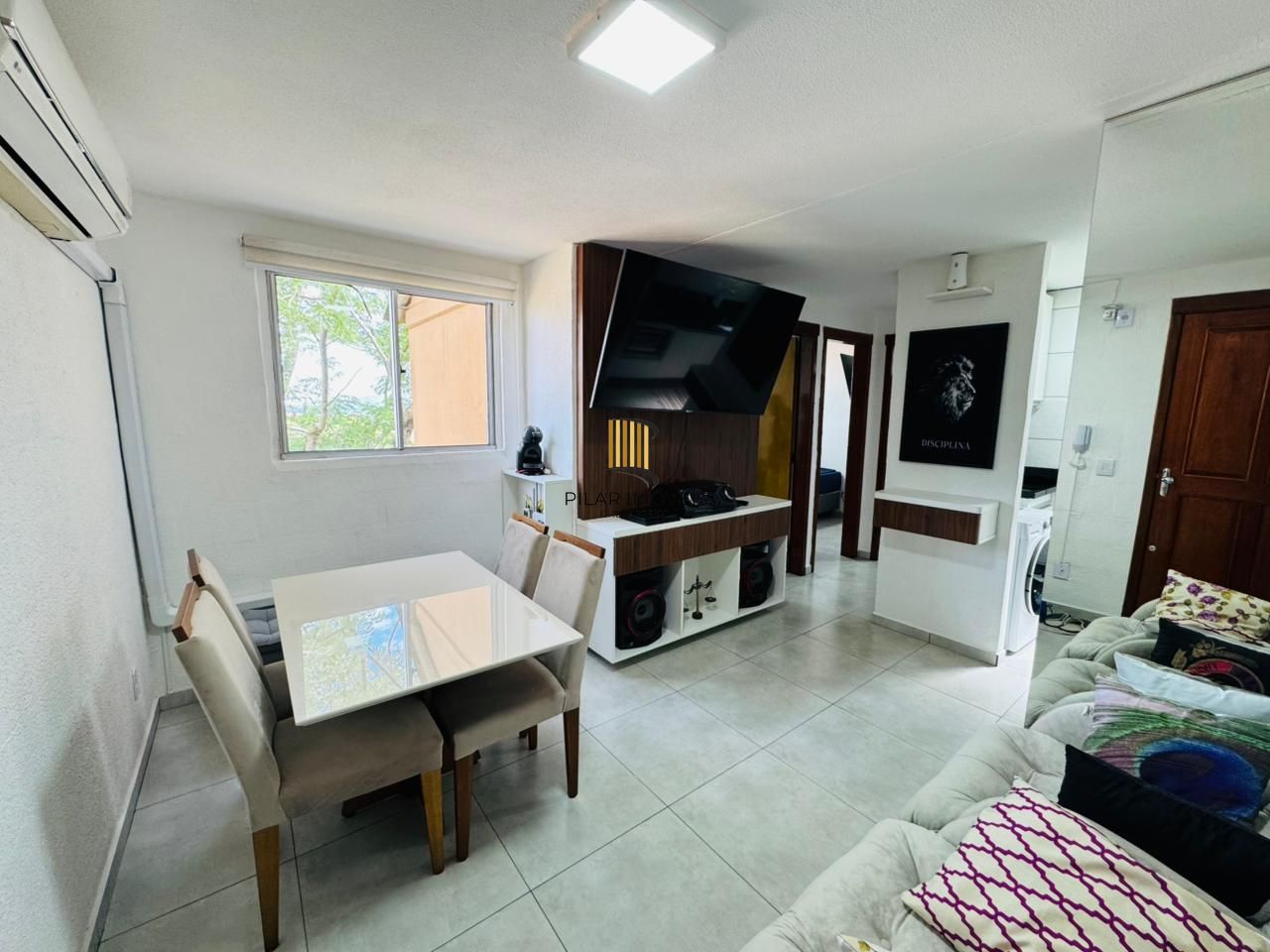 Apartamento 2 dormitórios no bairro Lomba do Pinheiro