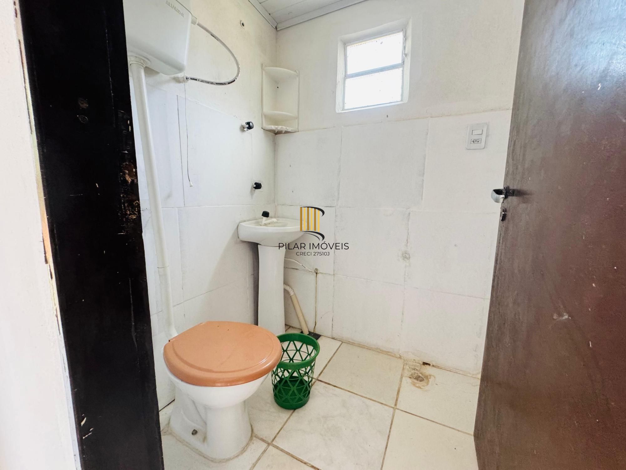 Casa 3 dormitórios no bairro Belém Novo