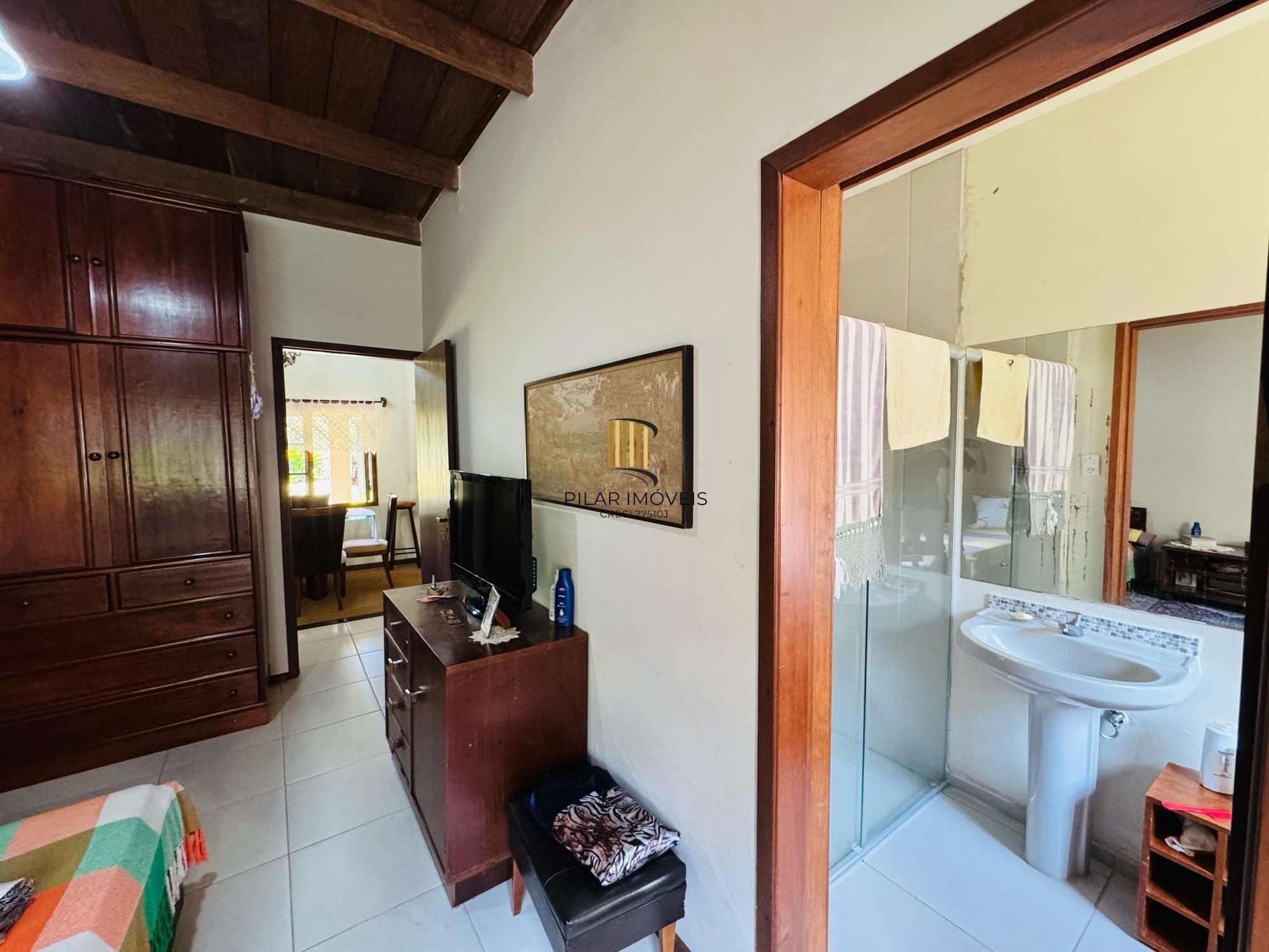 Sítio 3 dormitórios no bairro Lomba do Pinheiro