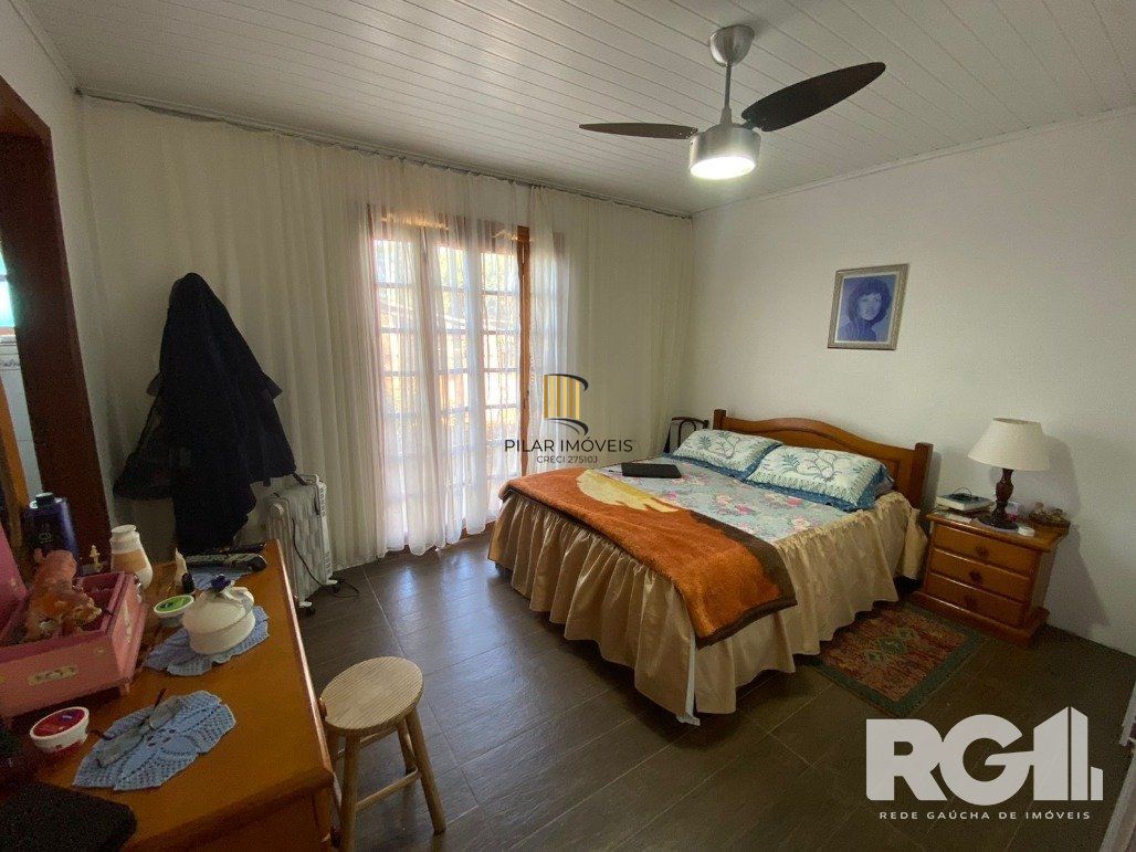 Casa 2 dormitórios no bairro Lami
