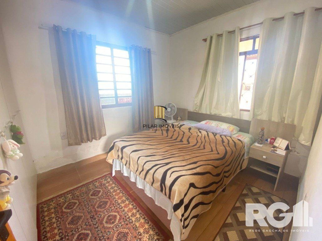 Casa 2 dormitórios no bairro Lami