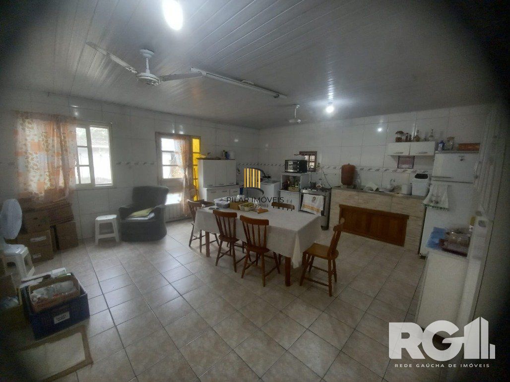 Casa 2 dormitórios no bairro Lami