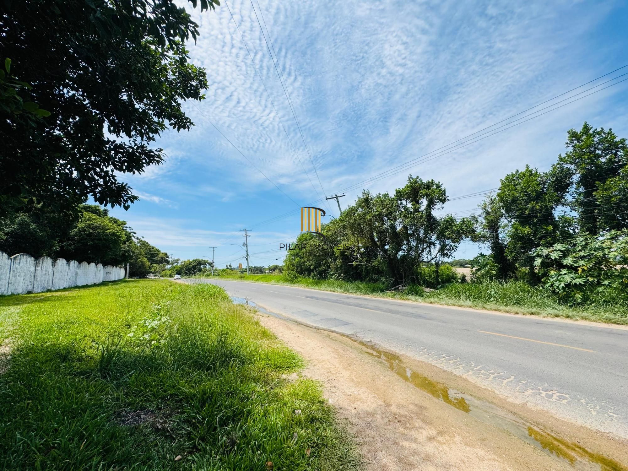 Casa 3 dormitórios no bairro Belém Novo