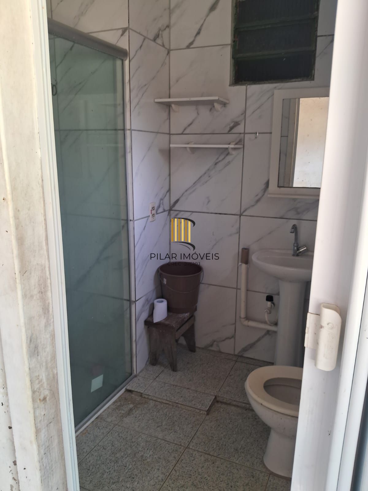 Prédio Comercial 2 dormitórios no bairro Centro (Itapuã)