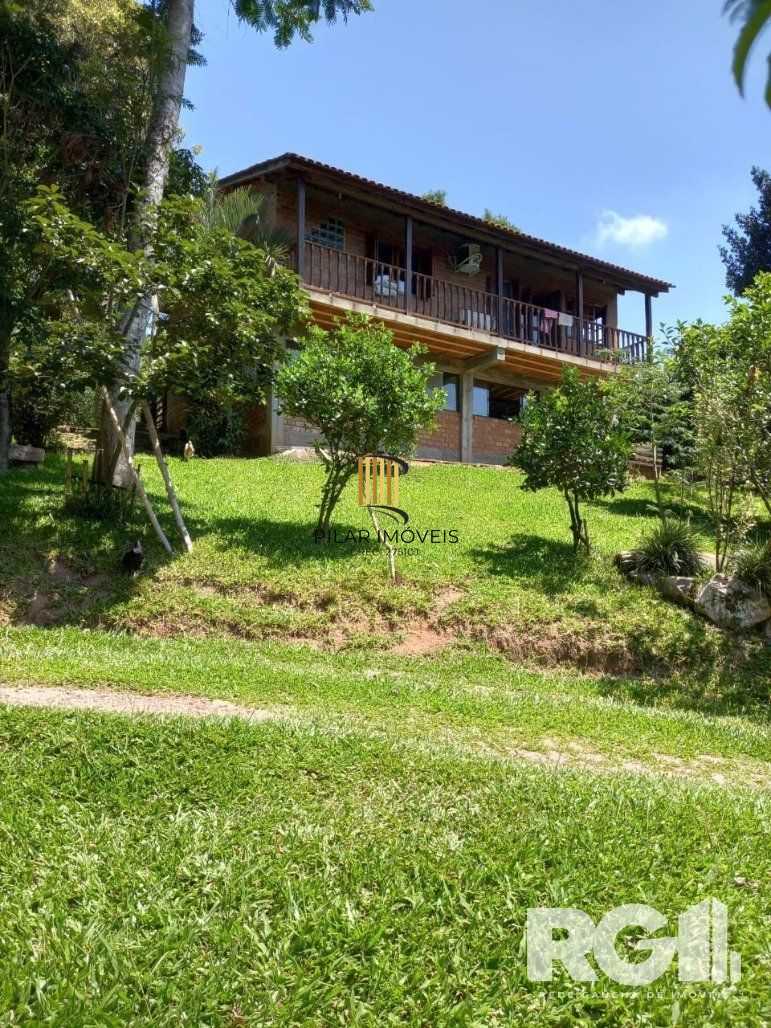 Sítio à venda na Estrada das Quirinas