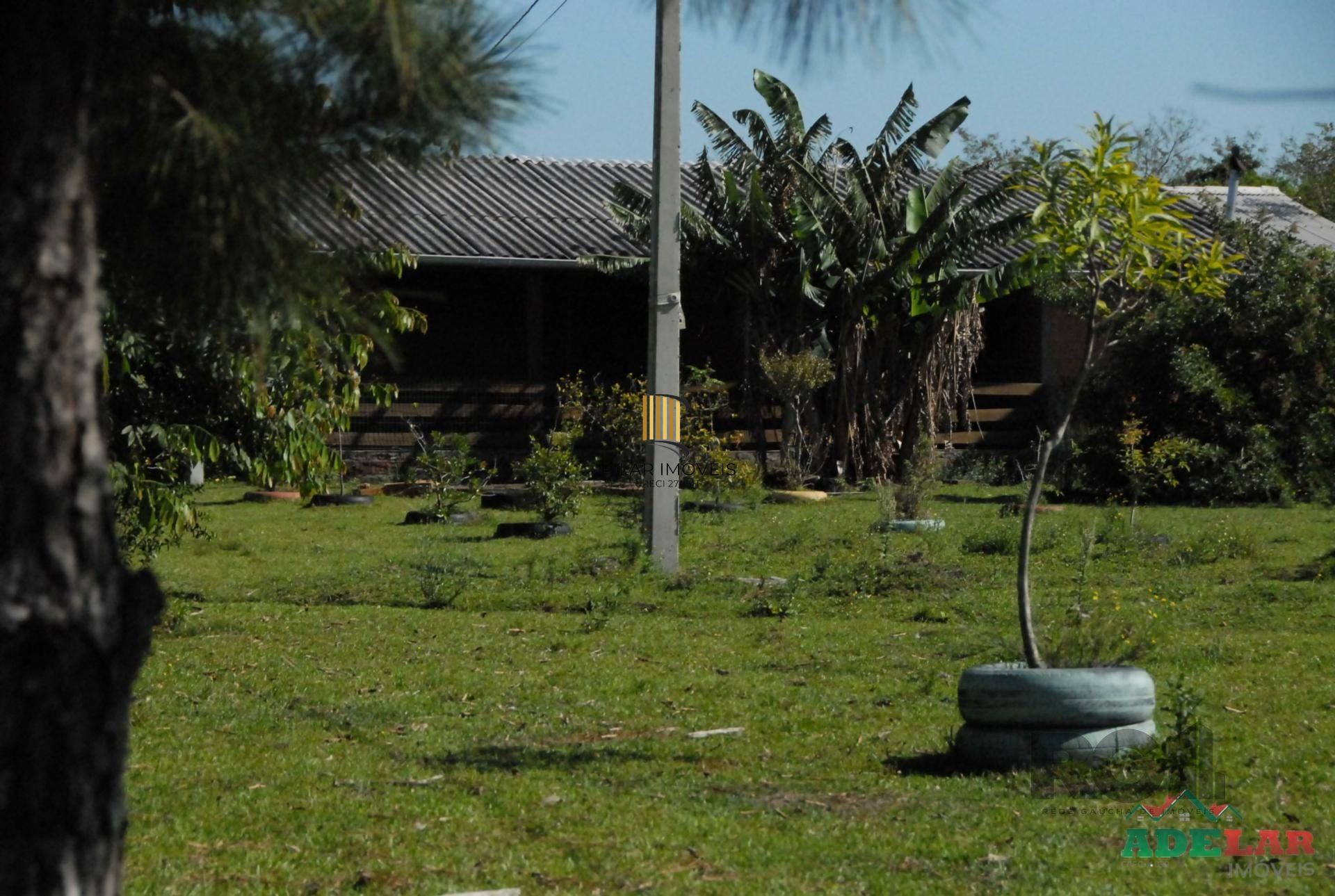 Sítio 2 dormitórios no bairro Lami