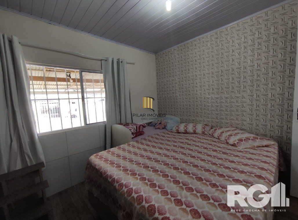 Casa 3 dormitórios no bairro Restinga