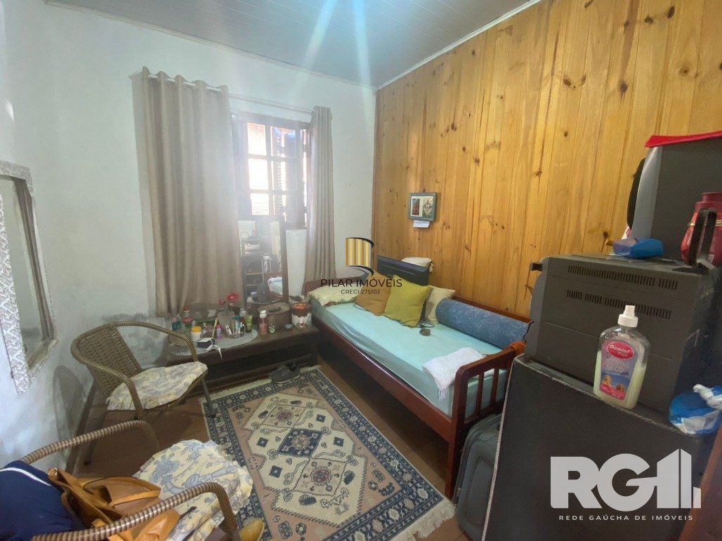 Casa 2 dormitórios no bairro Lami