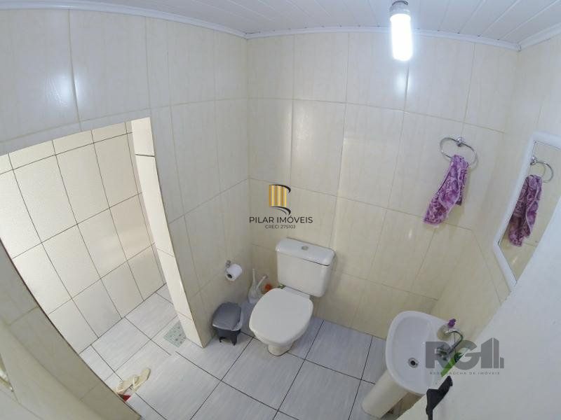 Casa 2 dormitórios no bairro Lami