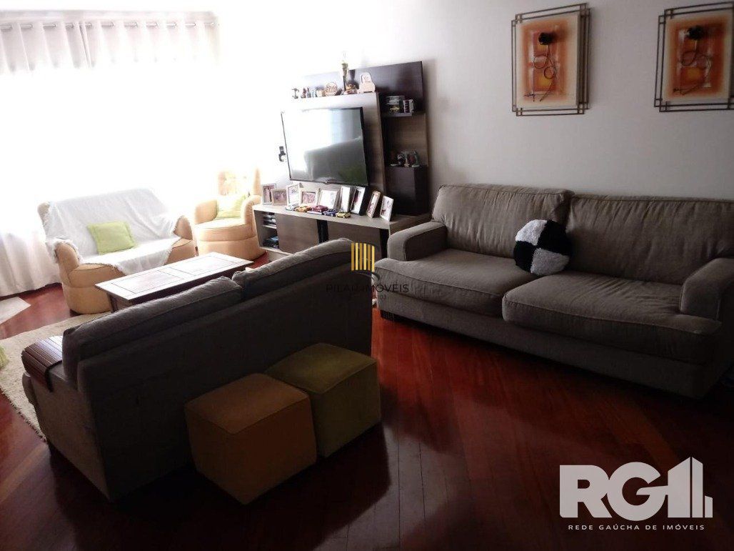 Casa 3 dormitórios no bairro Espírito Santo