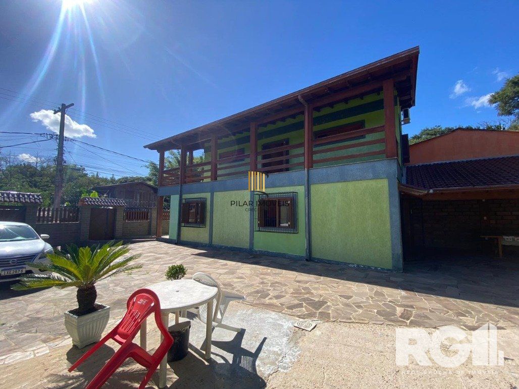 Casa 4 dormitórios no bairro Belém Velho