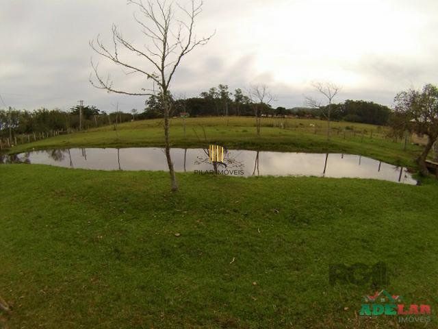 Sítio 4 dormitórios no bairro Itapuã