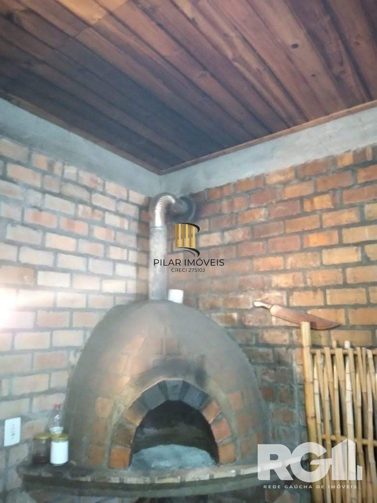 Sítio 2 dormitórios no bairro Parque Florestal Itapuã