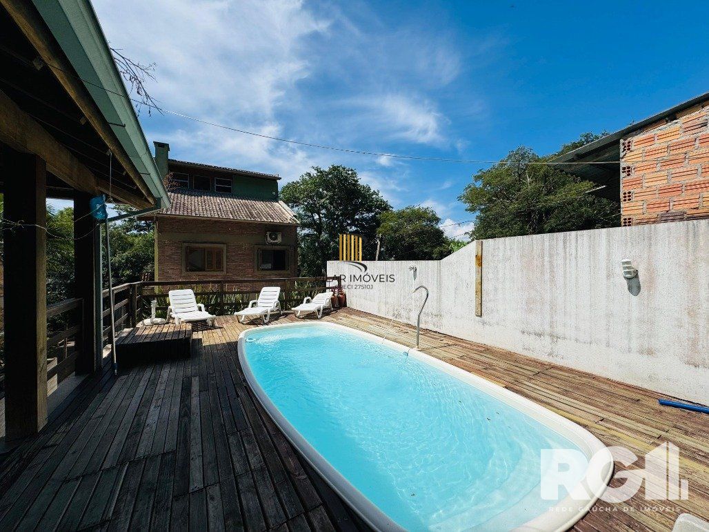 Casa 2 dormitórios no bairro Belém Novo