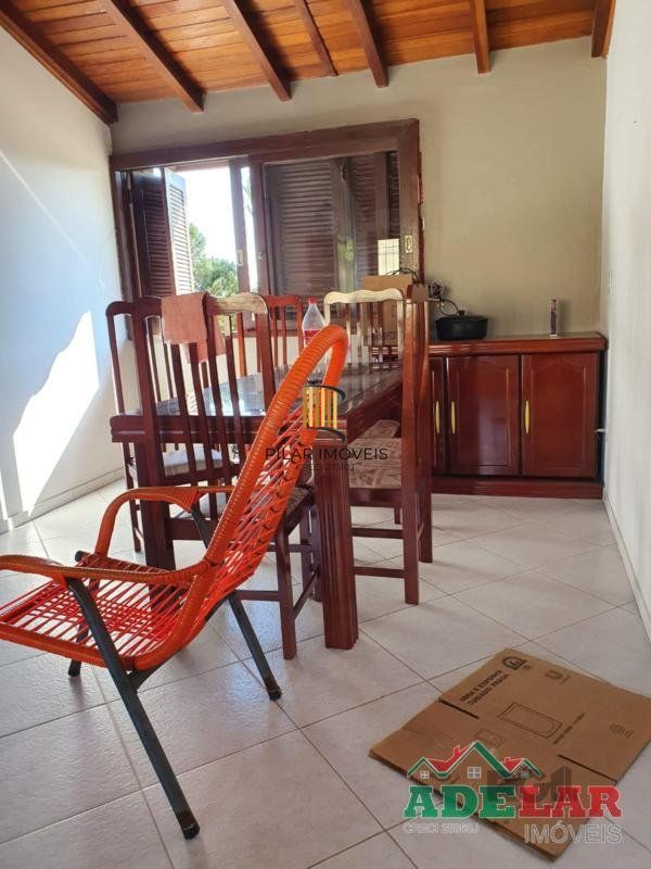 Casa 4 Dormitório(s) Bairro Ponta Grossa