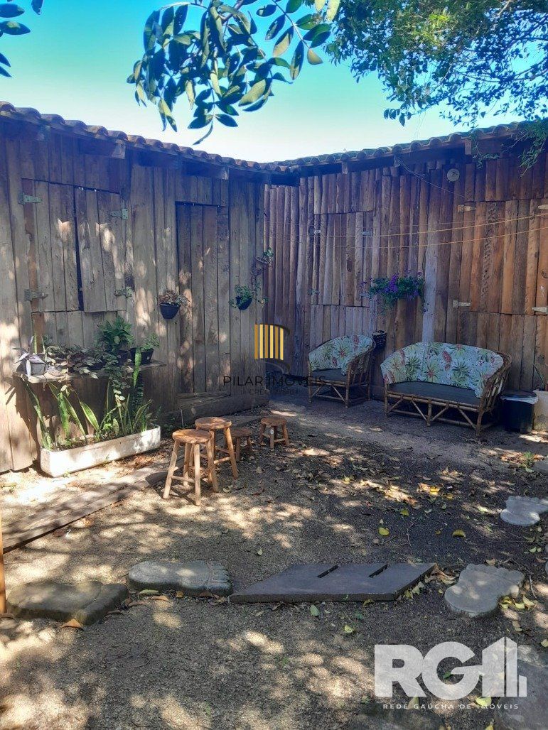 Casa 3 dormitórios no bairro Hípica