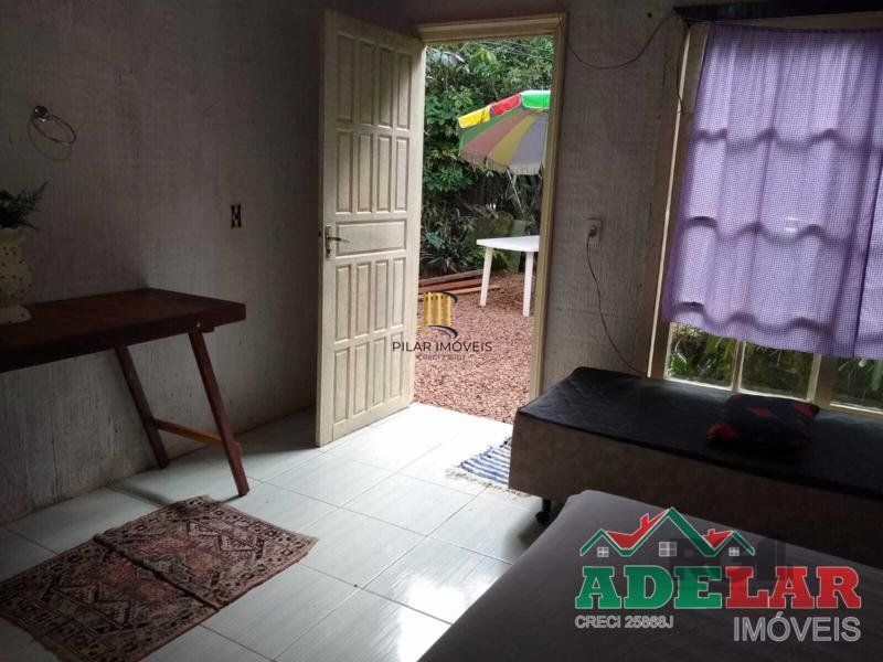 Apartamento no bairro Itapuã