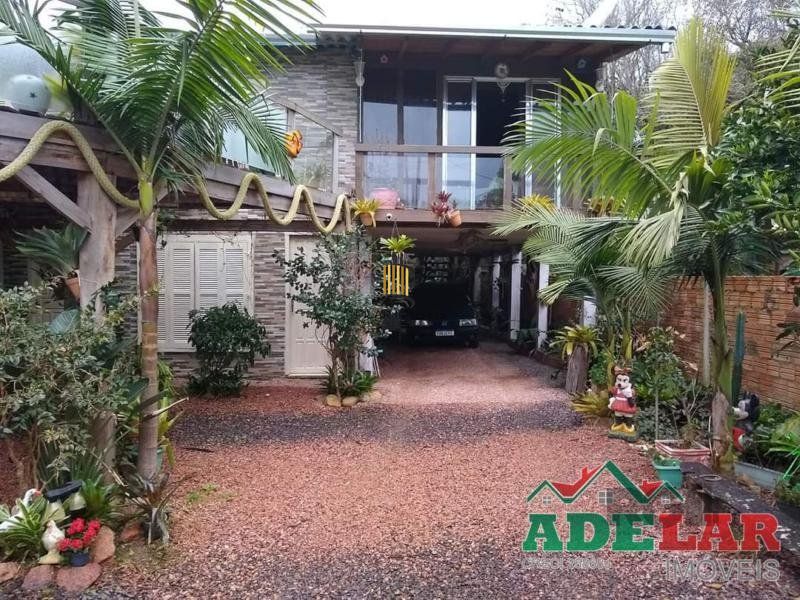 Apartamento no bairro Itapuã