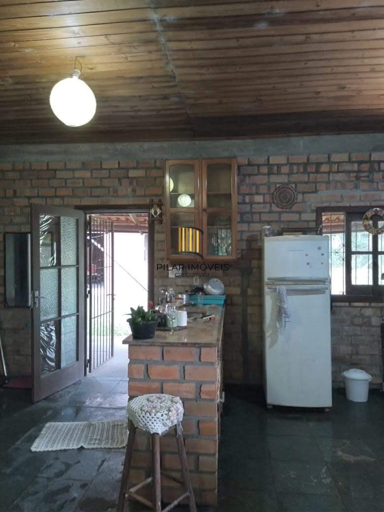 Sítio 2 dormitórios no bairro Parque Florestal Itapuã
