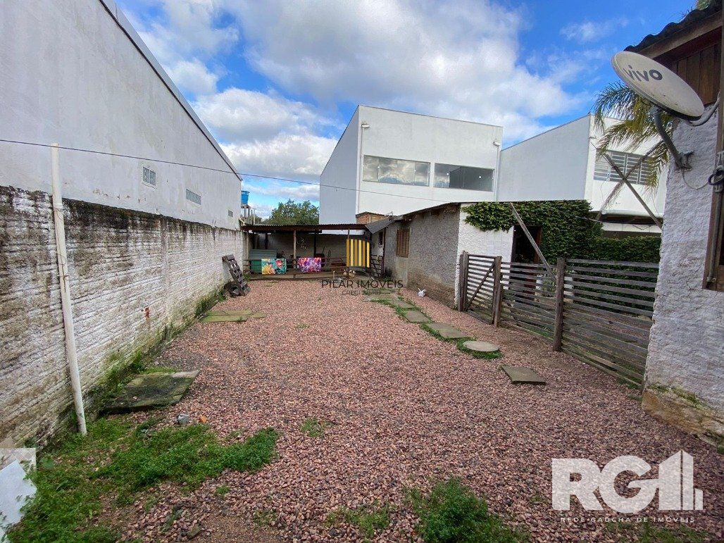 Casa 2 dormitórios no bairro Ponta Grossa