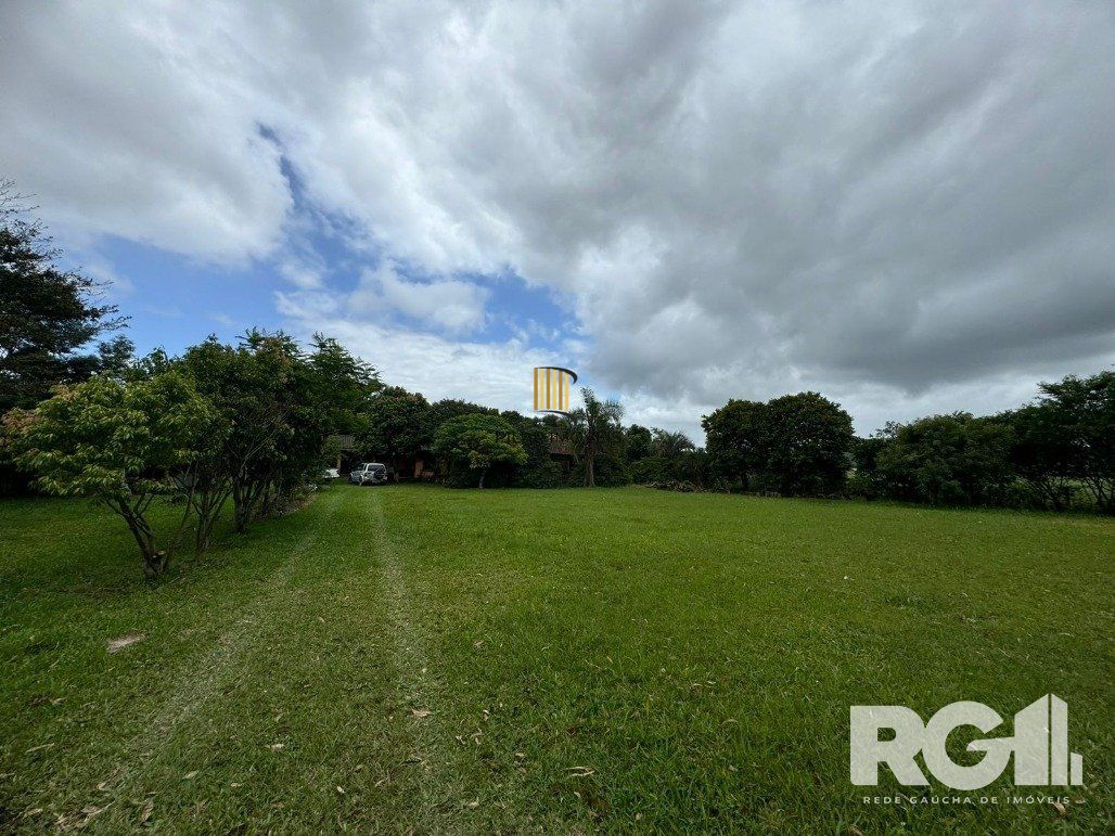 Sítio 1 dormitório no bairro Parque Florestal Itapuã