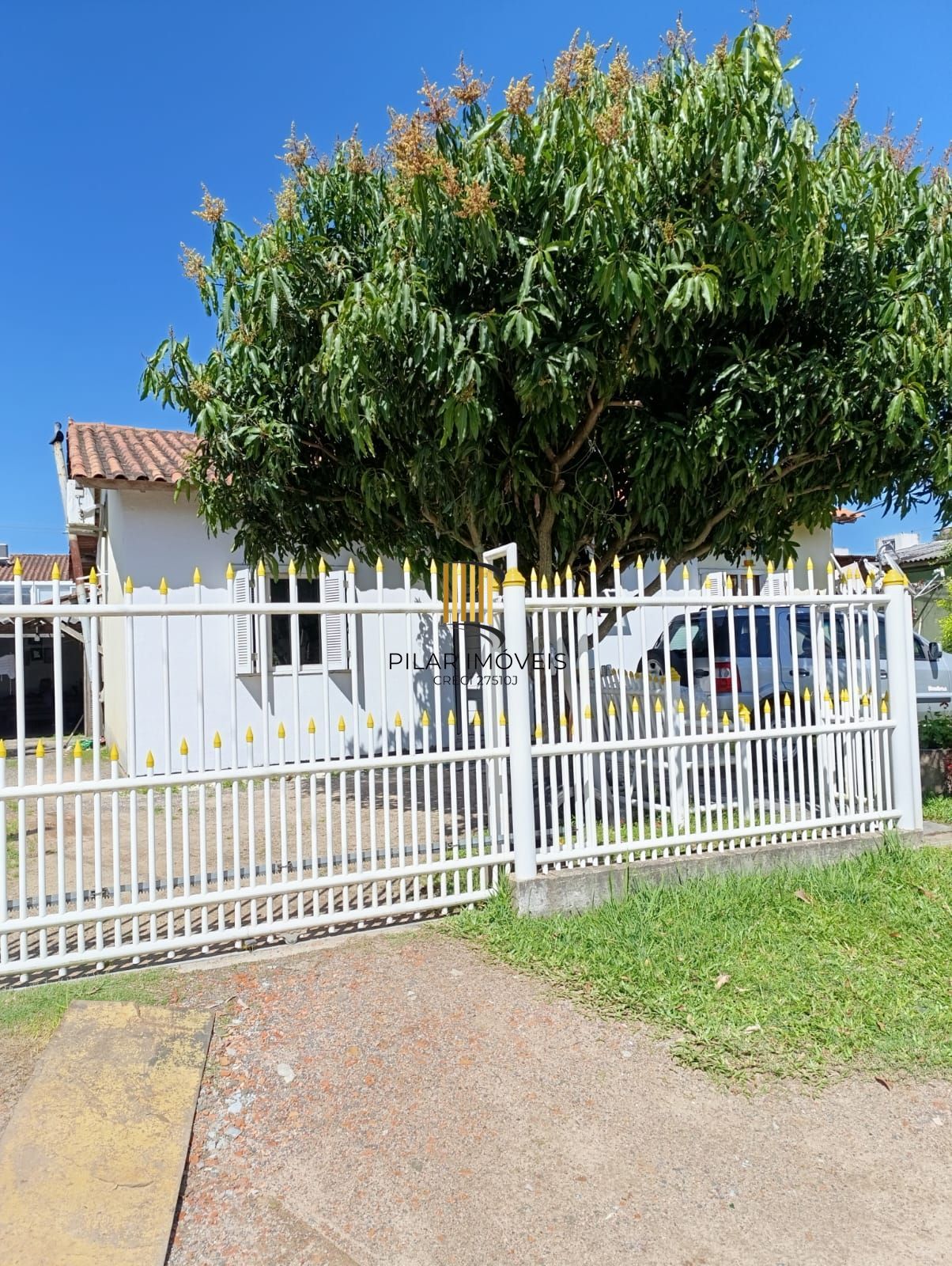 Casa 3 dormitórios no bairro Restinga