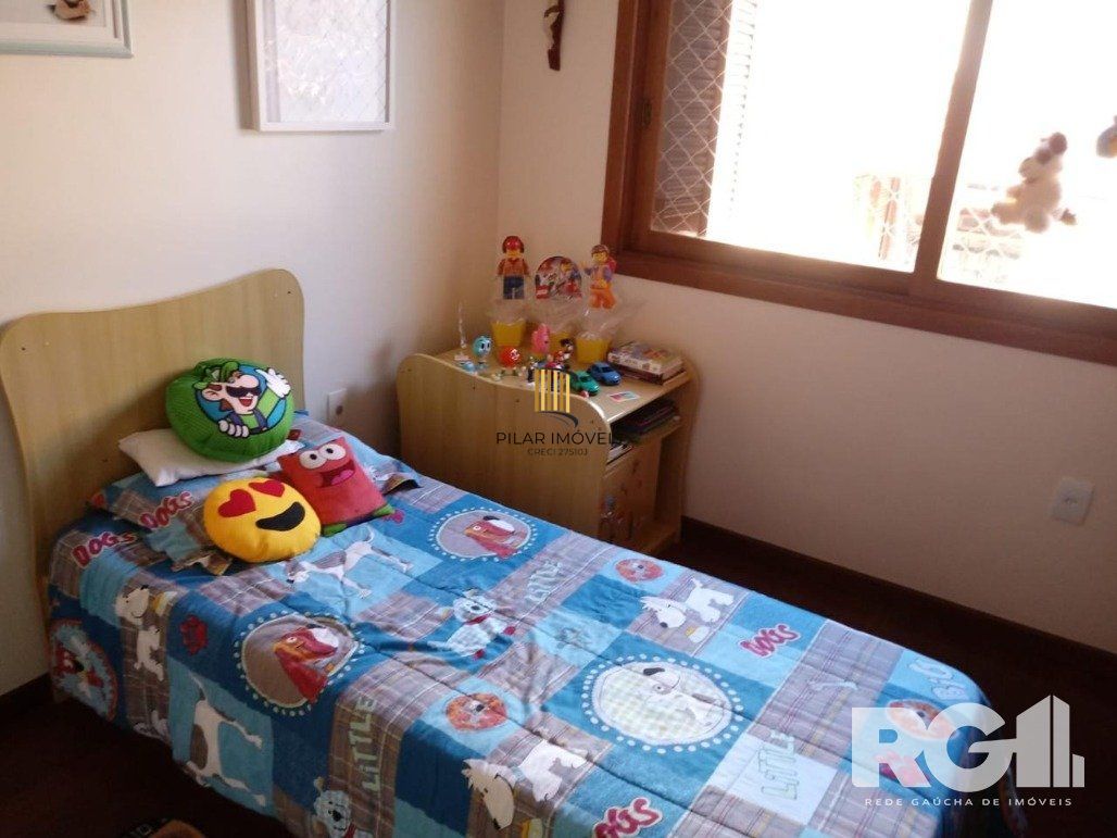 Casa 3 dormitórios no bairro Espírito Santo