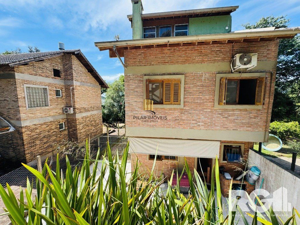 Casa 2 dormitórios no bairro Belém Novo
