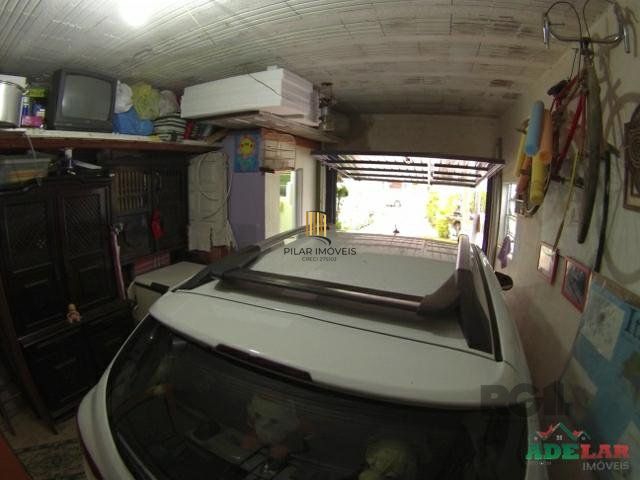 Casa 4 dormitórios no bairro Itapuã