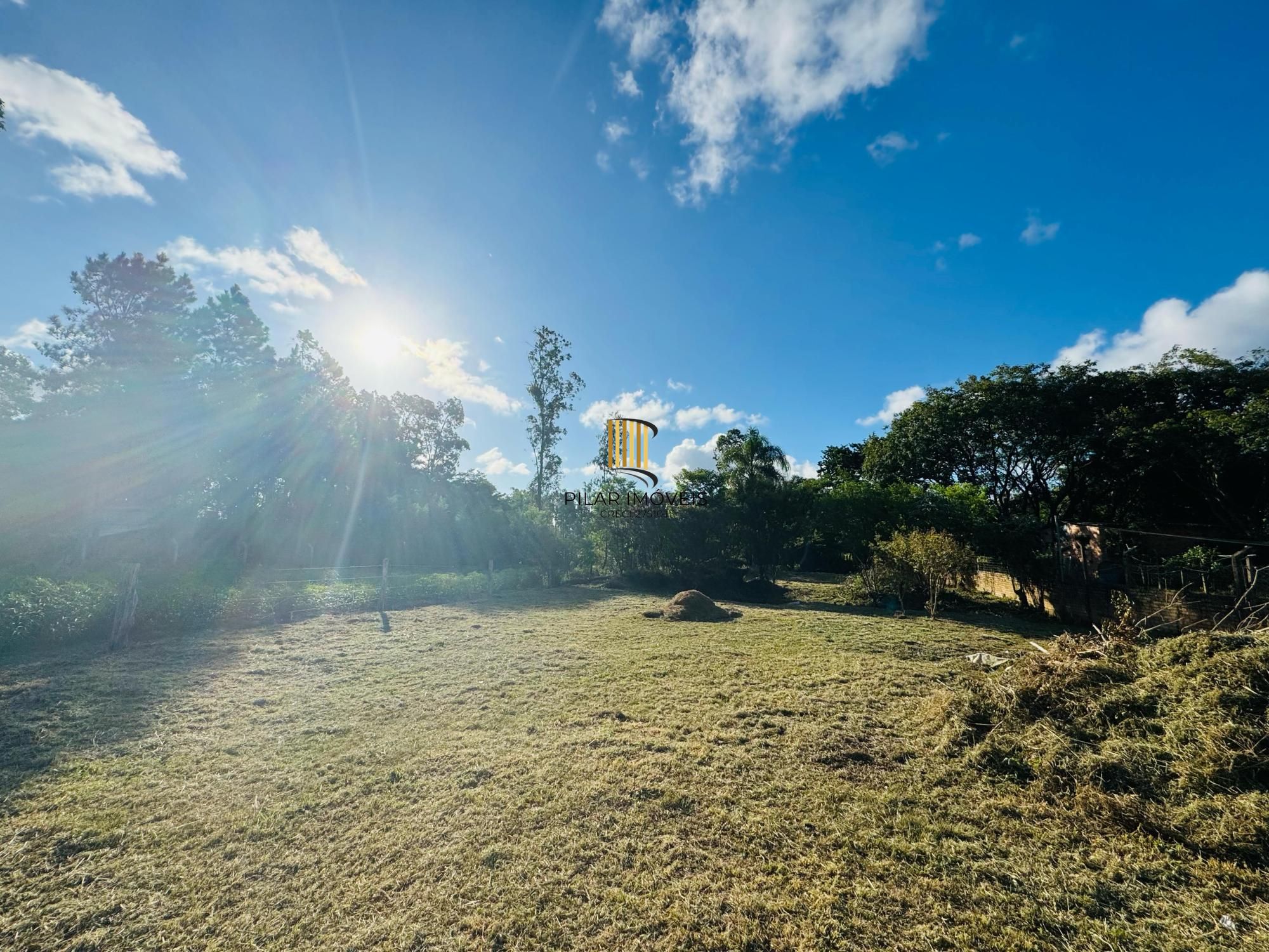 Terreno no bairro Parque Florestal Itapuã