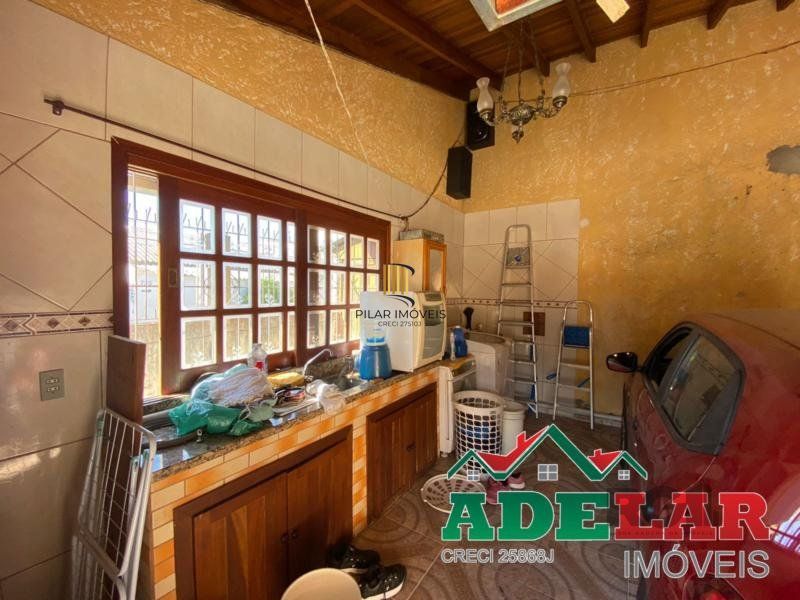 Casa 3 dormitórios no bairro Restinga