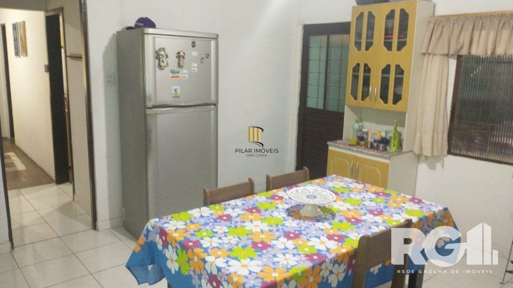 Casa 2 dormitórios no bairro Restinga