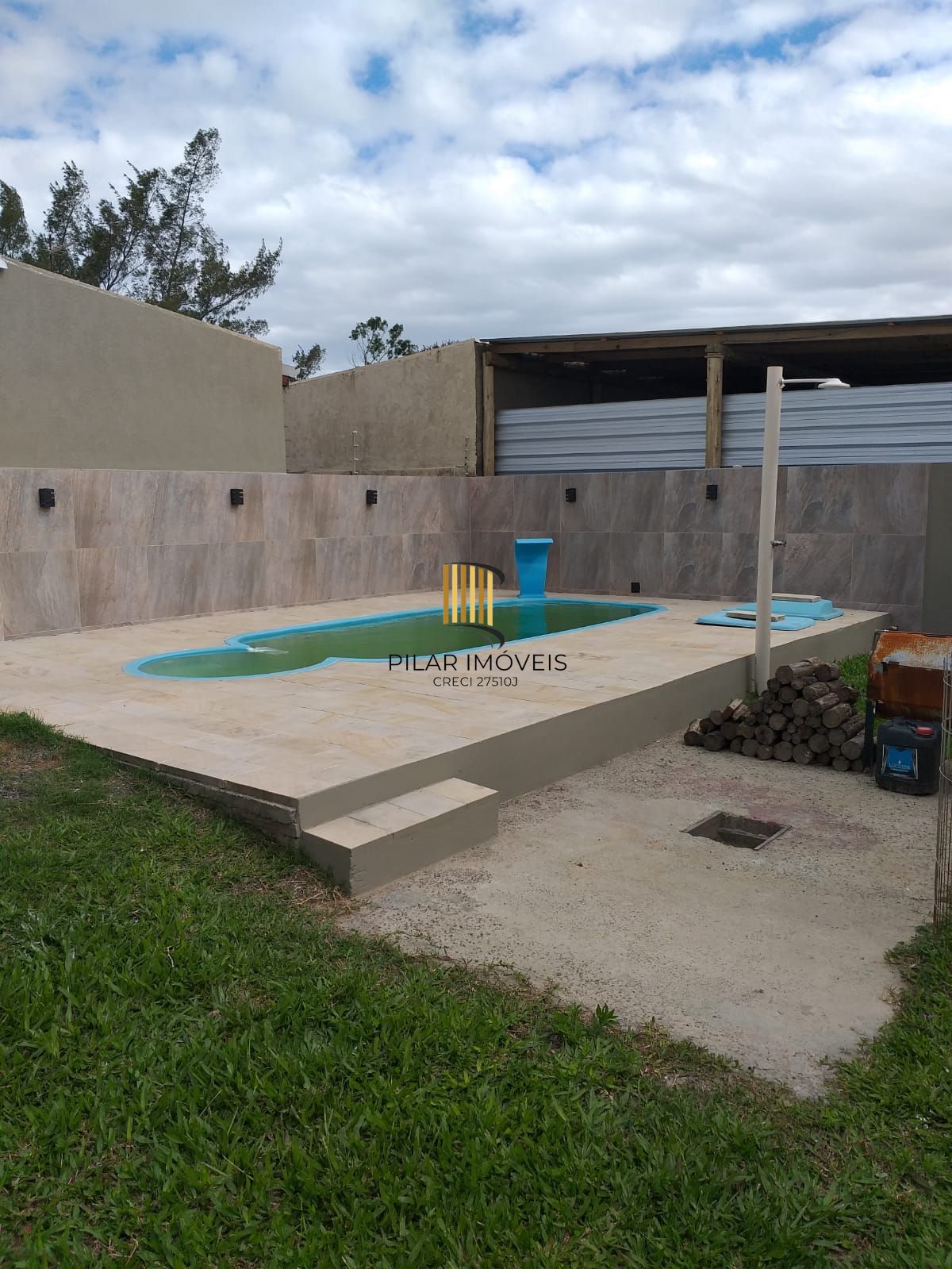 Casa 2 dormitórios no bairro Nova Tramandai