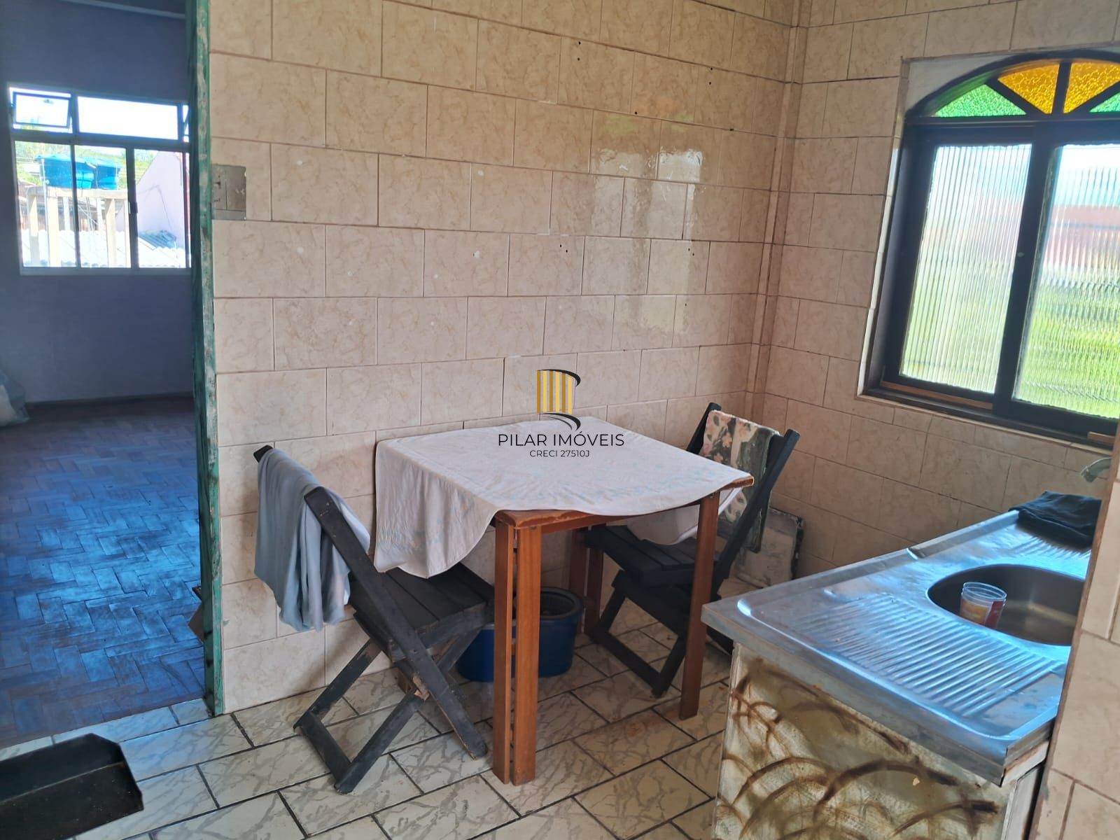 Prédio Comercial 2 dormitórios no bairro Centro (Itapuã)