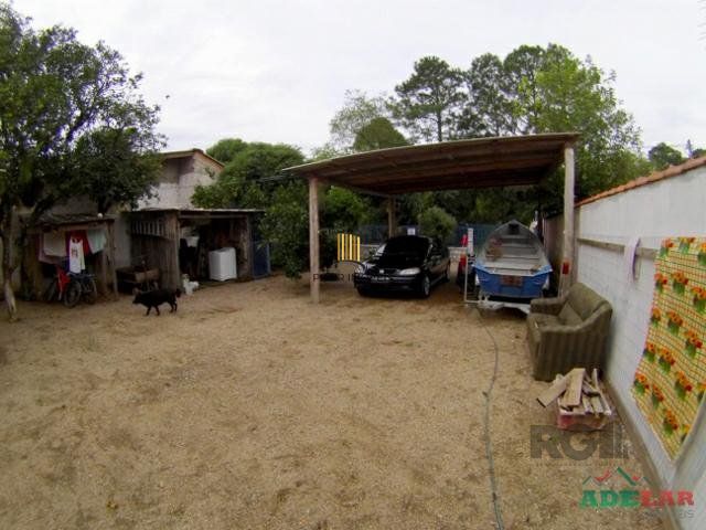 Casa 2 dormitórios no bairro Lami