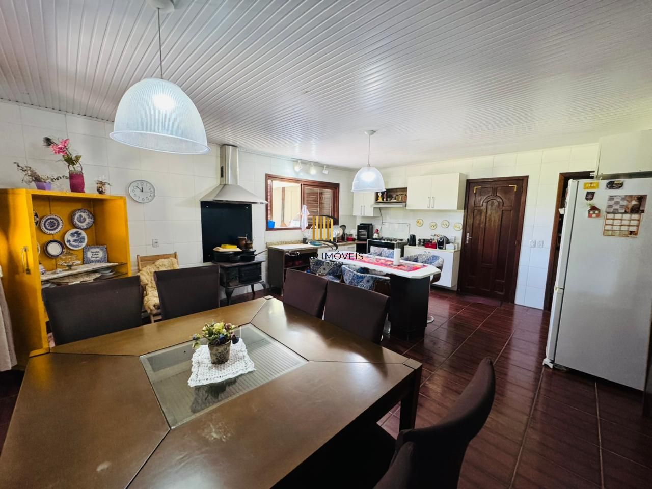 Sítio 3 dormitórios no bairro Lami