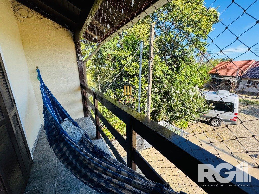 Casa 4 dormitórios no bairro Hípica