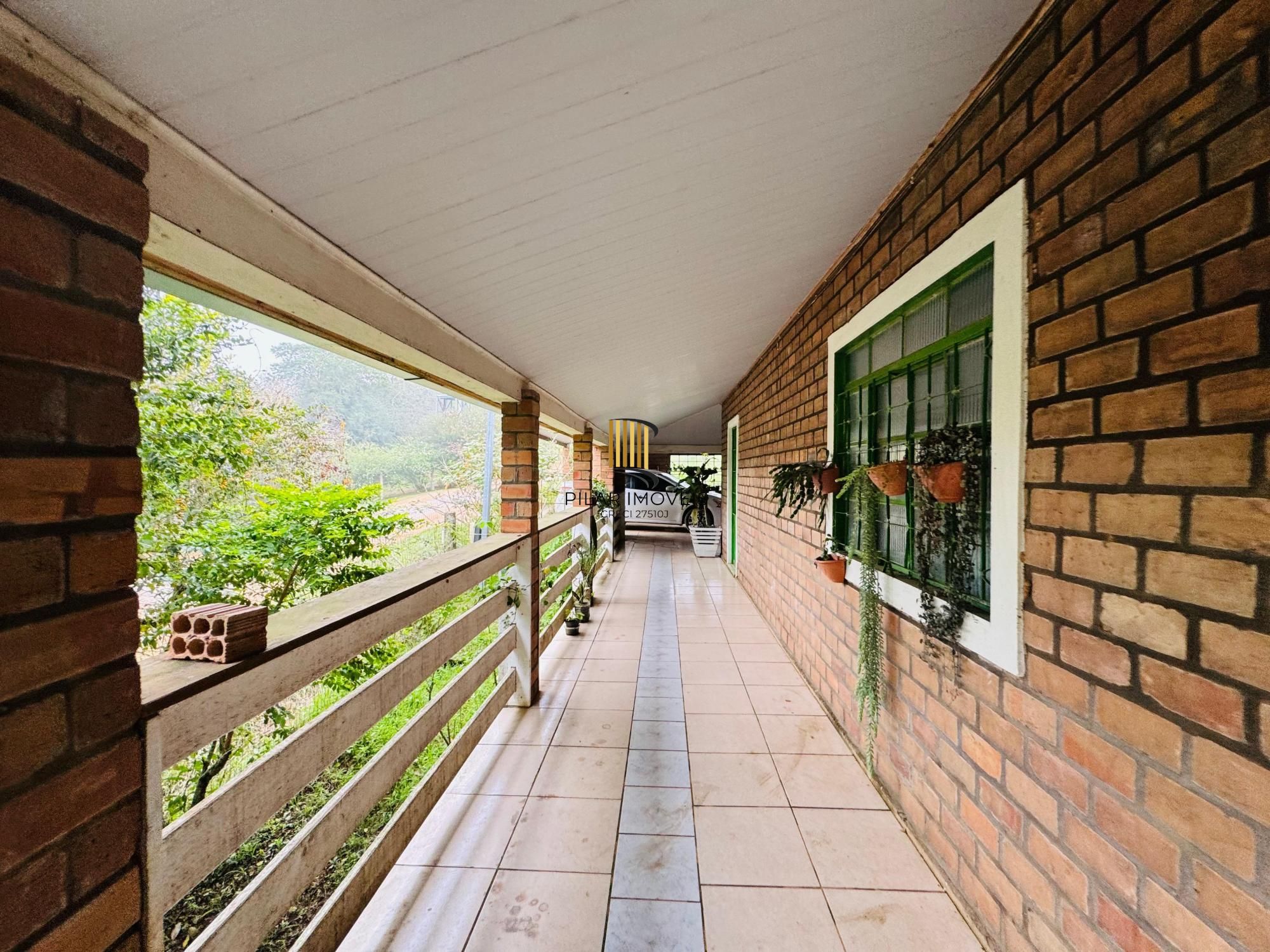 Sítio 2 dormitórios no bairro Canta Galo