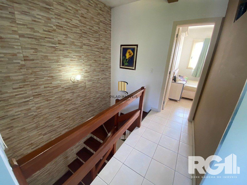 Casa 4 dormitórios no bairro Ipanema