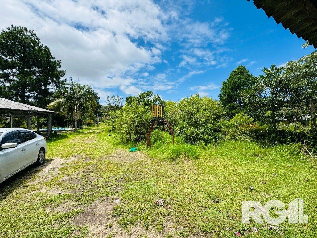 Sítio 3 dormitórios no bairro Parque Florestal Itapuã