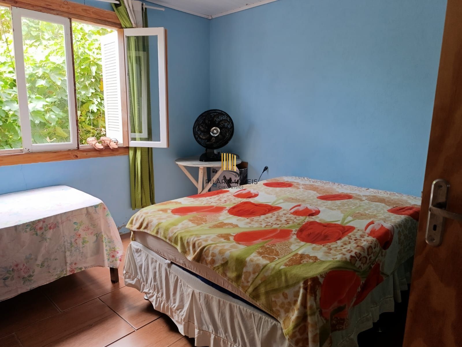 Casa 2 dormitórios no bairro Lami