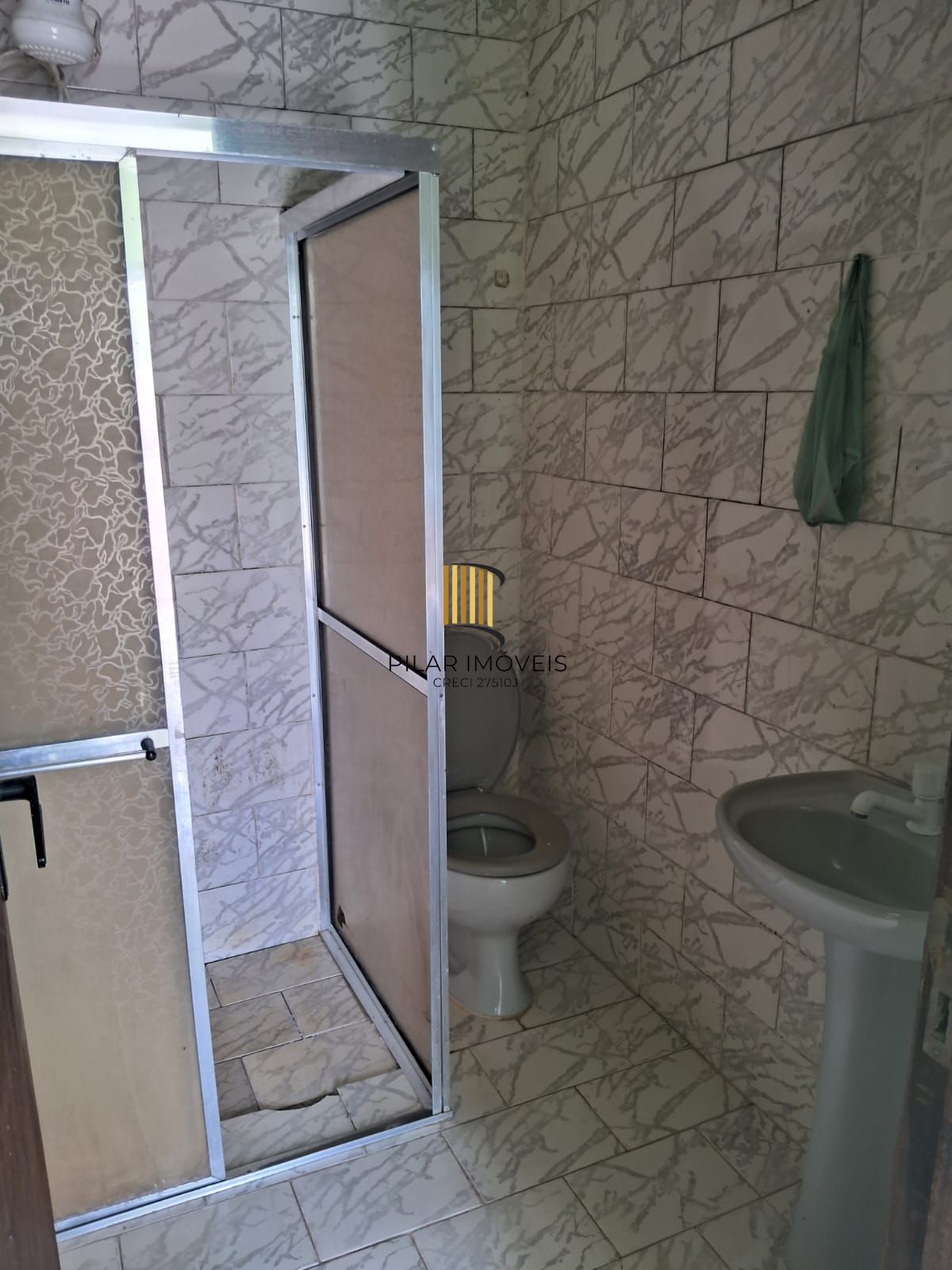 Prédio Comercial 2 dormitórios no bairro Centro (Itapuã)