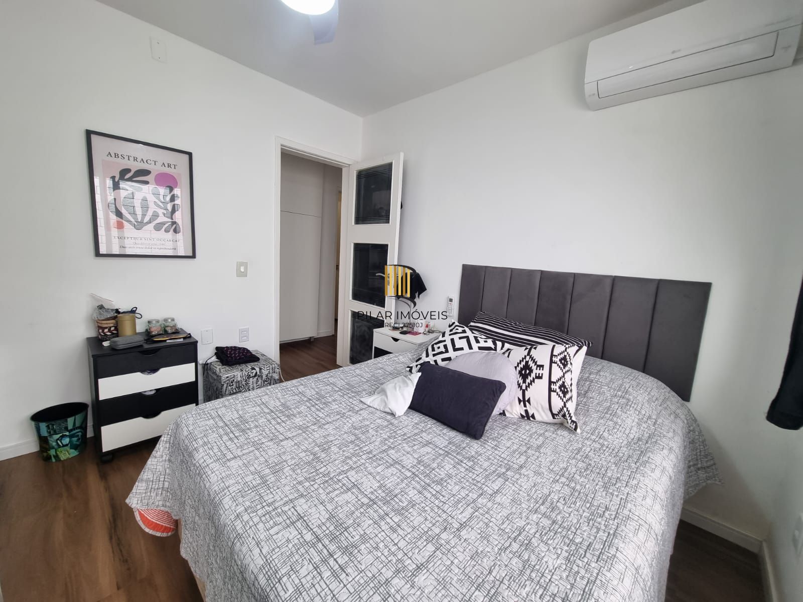 Casa terrea e reformada no bairro Nonoai