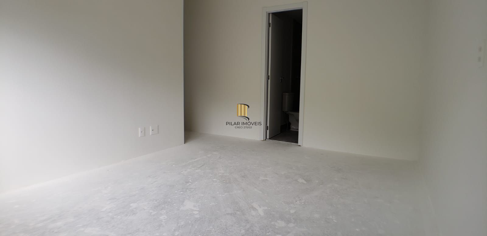 Apartamento para Venda - 101m², 3 dormitórios, sendo 3 suites, 2 vagas - Menino Deus