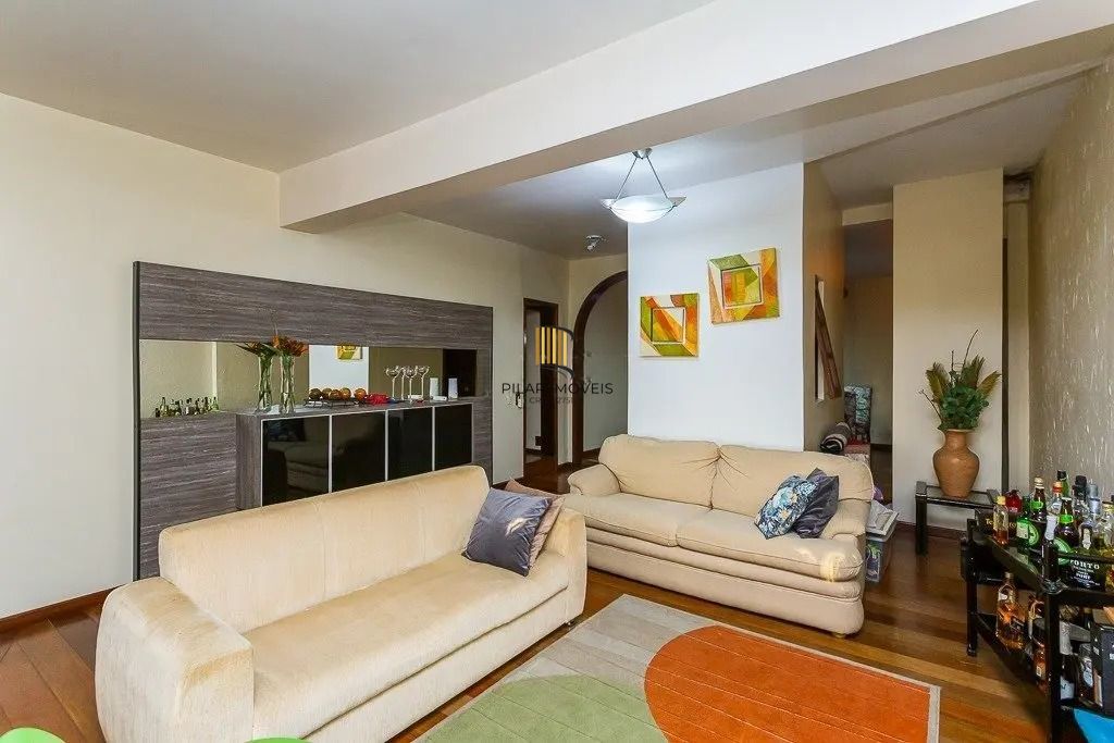 Casa espaçosa com 6 dormitórios e vista incrível no Cristo Redentor