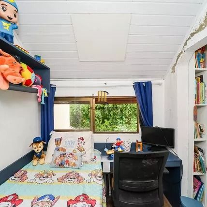 Casa em Condomínio com 3 Quartos, Piscina, Quintal e 2 Vagas