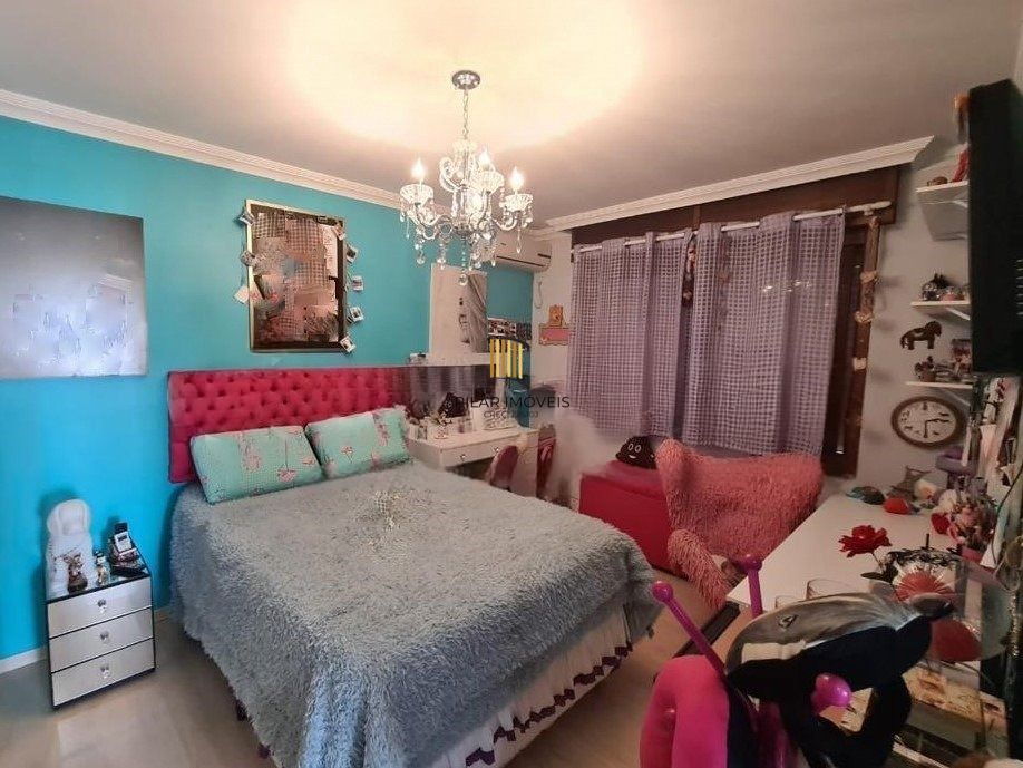 Cobertura com 3 dormitórios, terraço e 4 vagas